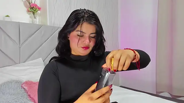 Snapshot of AmberSinner chatting on October 3, 11:29 am AmberSinner online show from October 3, 11:29 am