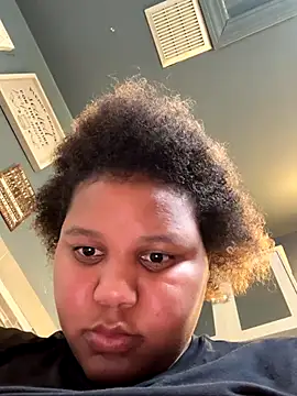 chocolate bella online show from October 13, 4:51 pm