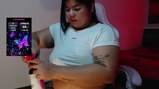 Snapshot of Lia_Arellano chatting on February 28, 7:04 pm Lia Arellano online show from February 28, 7:04 pm