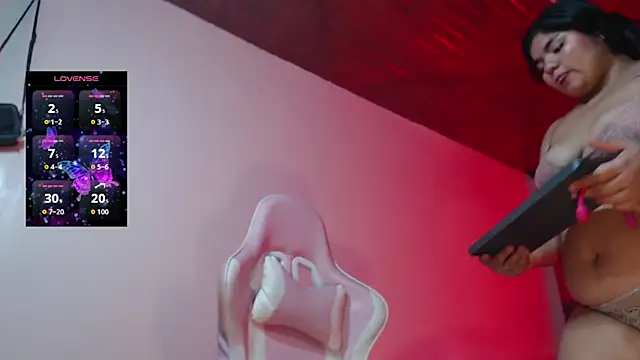 Snapshot of Lia_Arellano chatting on March 7, 7:00 pm Lia Arellano online show from March 7, 7:00 pm