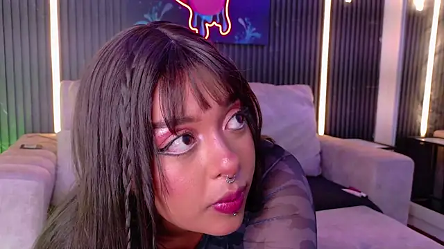 SophiaSummer online show from September 27, 7:52 pm