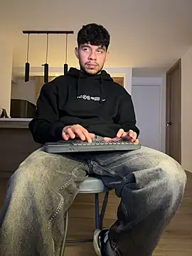 austin spears  online show from February 11, 4:06 am