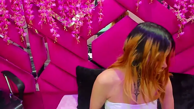 Snapshot of Sofii_Anal_ chatting on October 29, 3:20 am Sofii Anal online show from October 29, 3:20 am