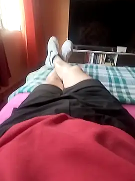 Snapshot of Esteban_wolf chatting on February 26, 10:09 pm Esteban wolf online show from February 26, 10:09 pm