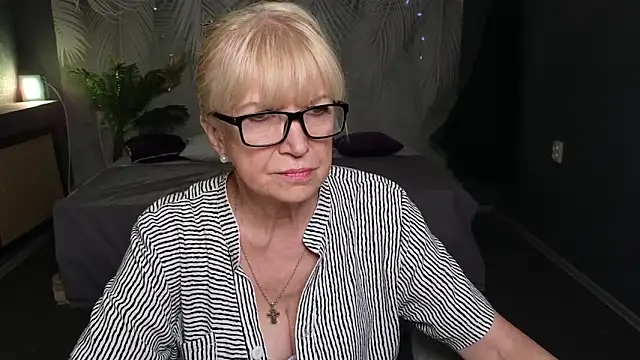 Sabina Ros online show from September 15, 6:24 am