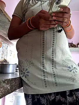 Love-pari077 online show from June 10, 1:39 am