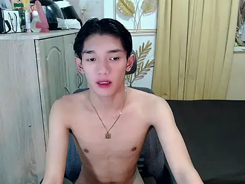 fuckerfriendsxx online show from July 10, 1:03 pm