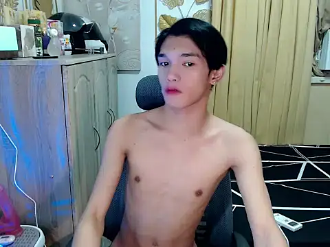 fuckerfriendsxx online show from August 2, 1:42 pm