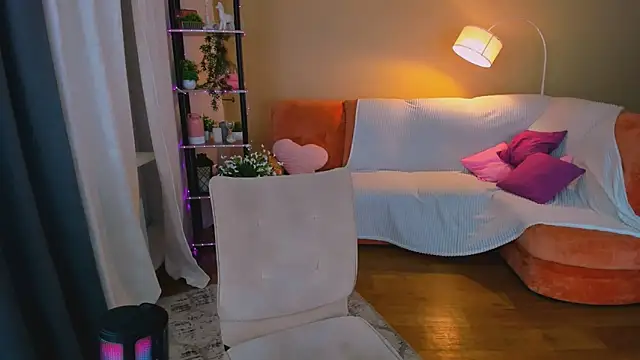 ChristinaConteeree online show from October 18, 11:33 am