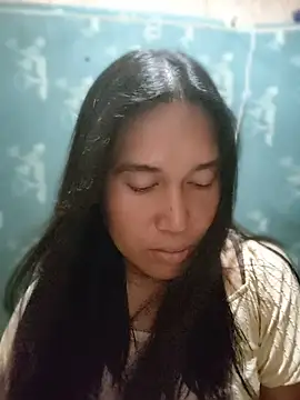 Snapshot of Romantic_Sabrina chatting on March 22, 11:41 pm Romantic Sabrina online show from March 22, 11:41 pm