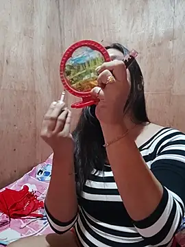 Snapshot of Romantic_Sabrina chatting on March 29, 1:22 pm Romantic Sabrina online show from March 29, 1:22 pm