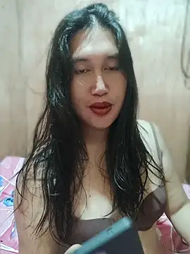 Snapshot of Romantic_Sabrina chatting on April 10, 1:05 pm Romantic Sabrina online show from April 10, 1:05 pm