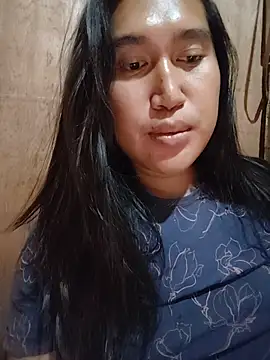 Snapshot of Romantic_Sabrina chatting on April 12, 4:39 am Romantic Sabrina online show from April 12, 4:39 am