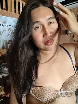 Snapshot of Romantic_Sabrina chatting on April 14, 6:52 am Romantic Sabrina online show from April 14, 6:52 am