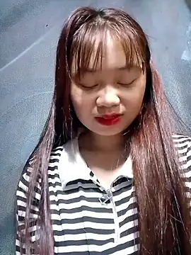 Snapshot of PhayPhay123 chatting on October 1, 11:44 pm PhayPhay123 online show from October 1, 11:44 pm