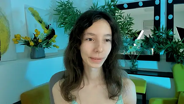 EmmanuellBrown online show from November 2, 4:15 am