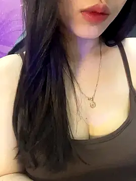 Snapshot of Mon_monbaby chatting on October 27, 6:34 pm Mon monbaby online show from October 27, 6:34 pm