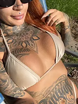 Snapshot of sereiaruiva99 chatting on March 15, 6:47 pm sereiaruiva99 online show from March 15, 6:47 pm