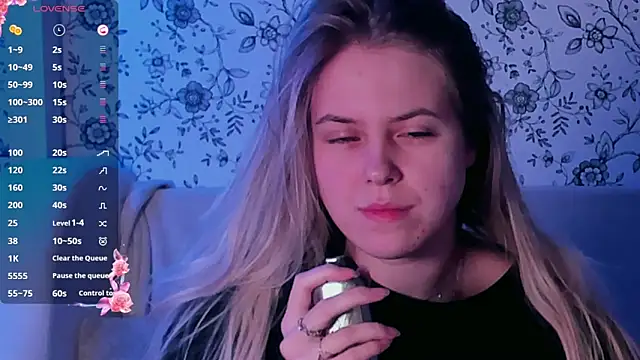 AngelAnty online show from February 1, 2:48 pm