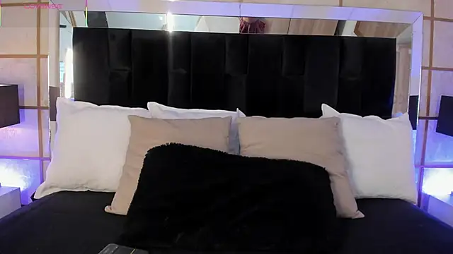 Snapshot of GretaVelvet chatting on October 12, 6:40 pm GretaVelvet online show from October 12, 6:40 pm