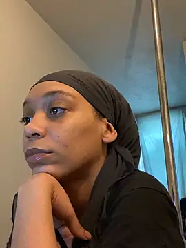 Snapshot of Velvetraexo chatting on March 25, 8:26 pm Velvetraexo online show from March 25, 8:26 pm