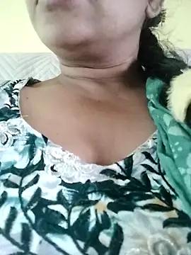 Snapshot of Monika_Telugu_Girl chatting on September 20, 8:04 am Monika Telugu Girl online show from September 20, 8:04 am