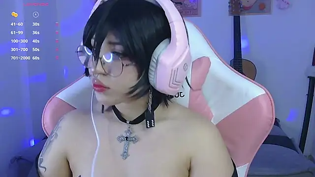 Snapshot of Hachiko_Love chatting on March 3, 3:12 am Hachiko Love online show from March 3, 3:12 am