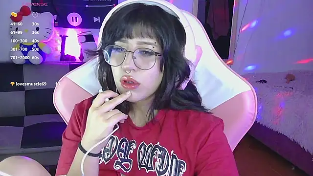 Snapshot of Hachiko_Love chatting on May 22, 1:13 am Hachiko Love online show from May 22, 1:13 am