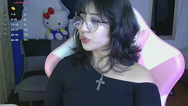 Snapshot of Hachiko_Love chatting on May 31, 2:09 am Hachiko Love online show from May 31, 2:09 am
