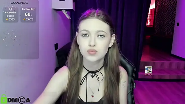 Snapshot of AmourLily chatting on September 10, 6:35 am AmourLily online show from September 10, 6:35 am