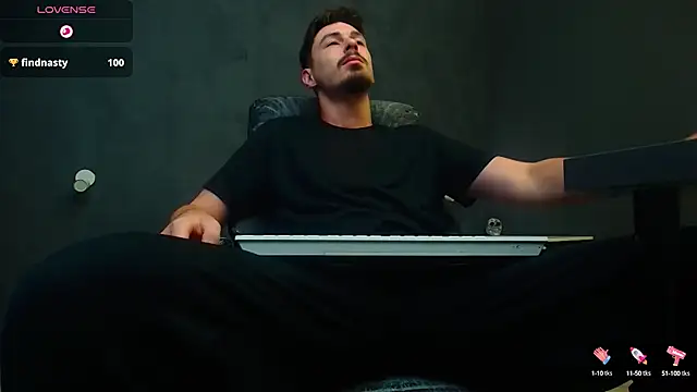 EnzoRace online show from September 26, 5:00 am