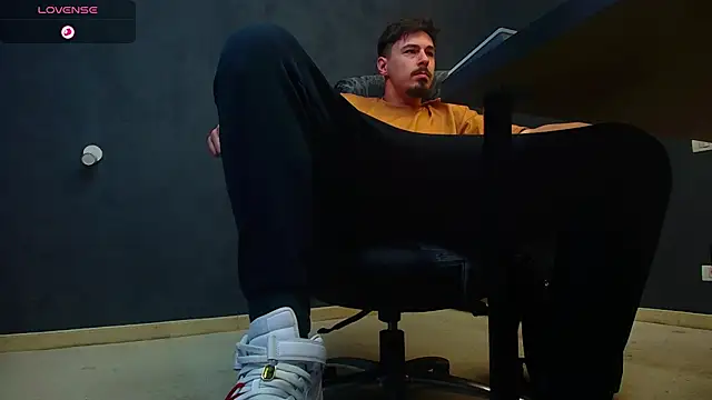 EnzoRace online show from October 8, 5:27 am