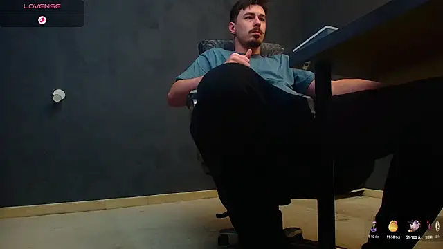 EnzoRace online show from October 28, 5:44 am