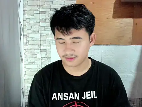 Snapshot of Adim-pinoy146 chatting on April 29, 4:38 am Adim-pinoy146 online show from April 29, 4:38 am