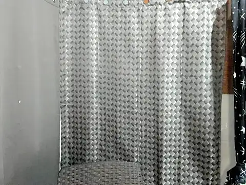 Snapshot of Adim-pinoy146 chatting on May 30, 7:22 pm Adim-pinoy146 online show from May 30, 7:22 pm