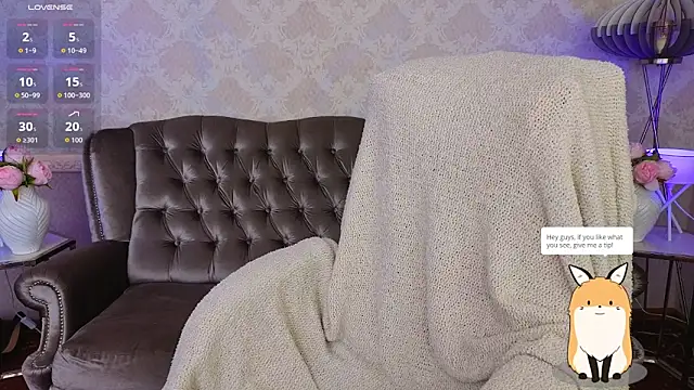 Snapshot of Clumsy_Nana chatting on October 17, 6:43 pm Clumsy Nana online show from October 17, 6:43 pm