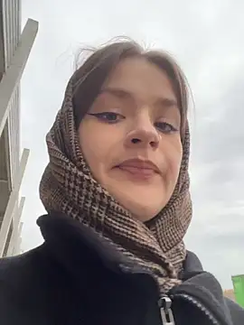 KittyQueeny online show from October 23, 2:05 pm