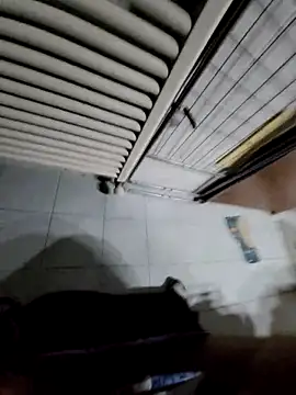 Snapshot of giova17cm chatting on September 27, 9:09 pm giova17cm online show from September 27, 9:09 pm