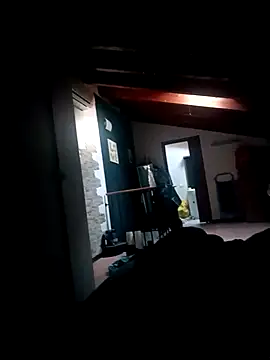 Snapshot of giova17cm chatting on March 14, 5:46 am giova17cm online show from March 14, 5:46 am