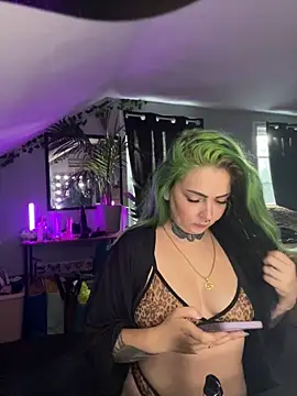 Snapshot of ninabobina666 chatting on September 11, 10:48 am ninabobina666 online show from September 11, 10:48 am