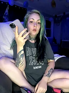 Snapshot of ninabobina666 chatting on October 9, 8:34 am ninabobina666 online show from October 9, 8:34 am