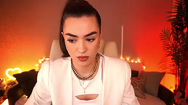 EricaSin online show from May 7, 6:30 am