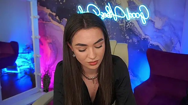 EricaSin online show from June 18, 1:37 pm