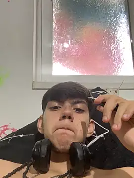 Snapshot of Cos_minn chatting on December 4, 11:52 am Cos minn online show from December 4, 11:52 am