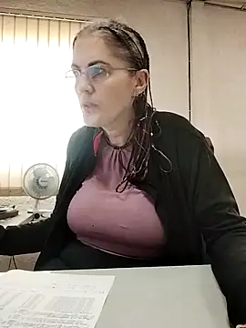 est 82 online show from November 4, 8:46 am