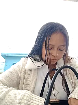 Snapshot of LunaHot_777 chatting on September 17, 8:21 pm LunaHot 777 online show from September 17, 8:21 pm