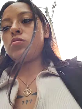 LunaHot 777 online show from November 6, 8:21 pm