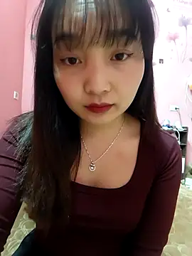 NguyenMyy online show from February 9, 4:27 am