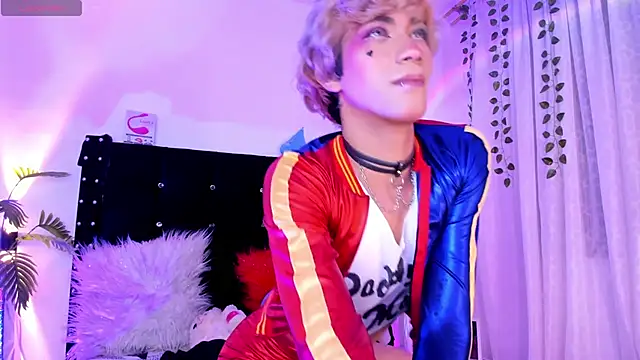 Snapshot of Cooperrosscute233 chatting on March 6, 1:02 am Cooperrosscute233 online show from March 6, 1:02 am