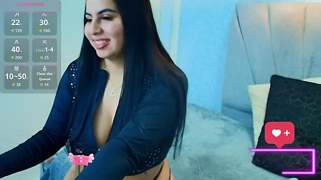 Aly Smith  online show from October 2, 12:34 pm